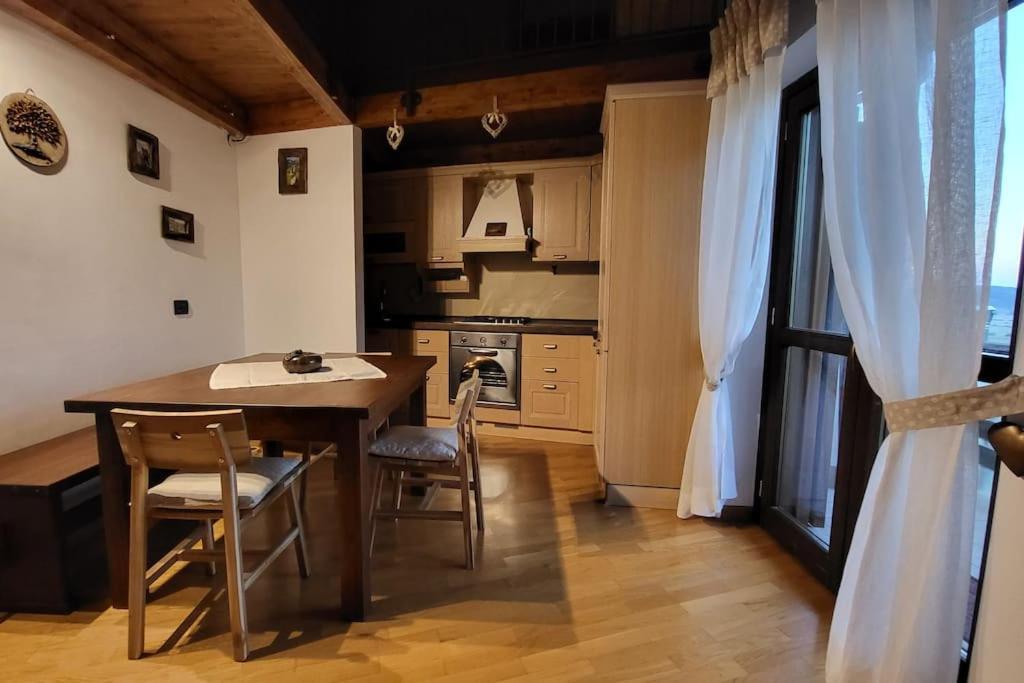 Attico E Super Attico Panoramico Appartement Rocca di Cambio Buitenkant foto
